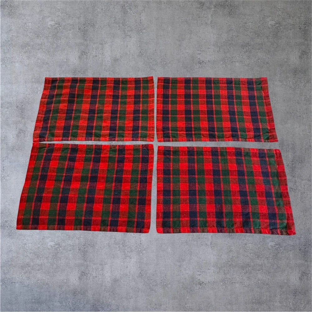 Crate & Barrel Placemats Set of 4 Red‎ Green Blue Plaid Cotton Woven